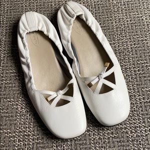 Talbots Square Toe Bow Flats